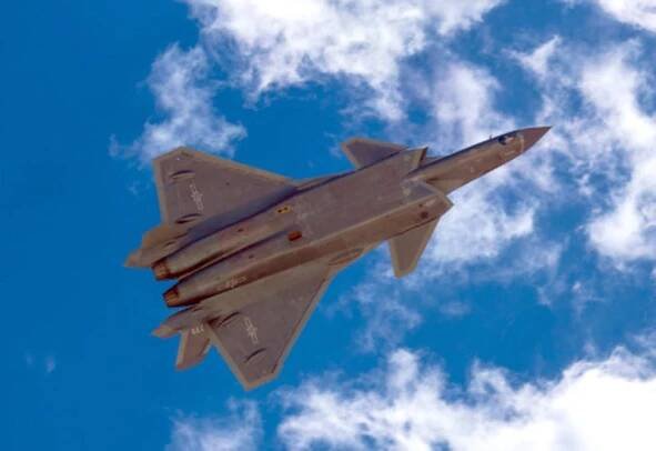 Image of the Chengdu (AVIC) J-20 (Black Eagle)