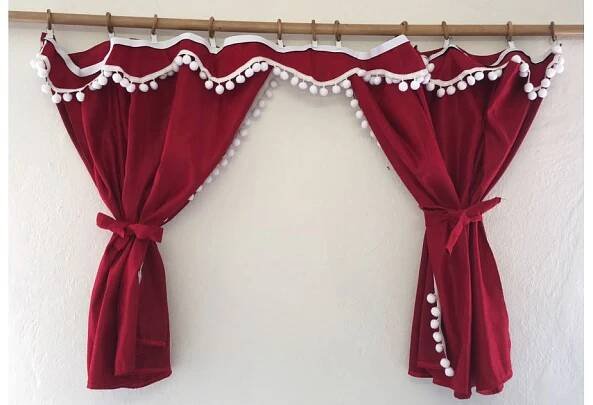 Záclonky dodávka UNI bambulky - Béžová + černé bambulky