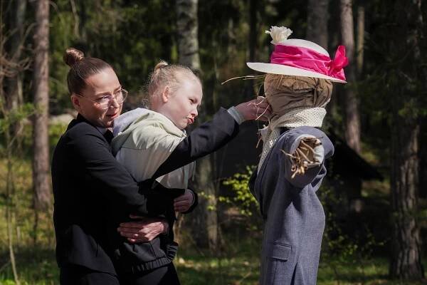 Pilvi Hämäläinen - Juniori Suurmestari - Z filmu