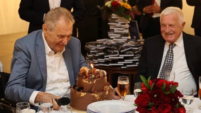 Zeman přiznal myšlenky na sebevraždu: Důvod je jasný