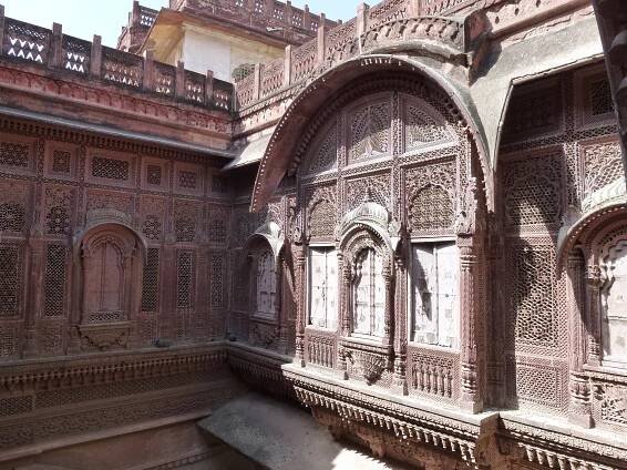 India | The Independent Tourist