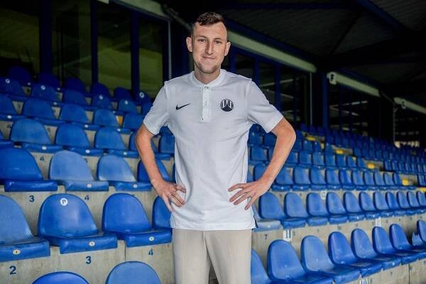 Kováče následuje do Slovanu talentovaný záložník Marek Icha