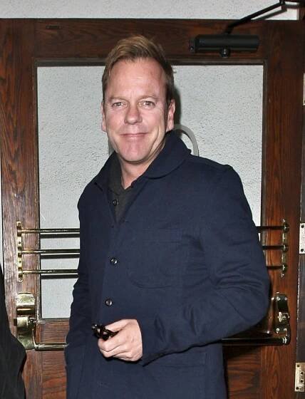 Hollywoodský štramák vystoupí v Praze: Kiefer Sutherland zazpívá příběhy ze svého života