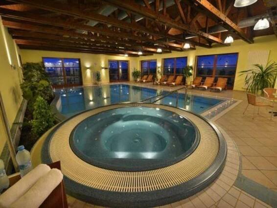 Wellness Hotel Happy Star - NEJLEPŠÍ CENY ubytování ve městě Hnanice