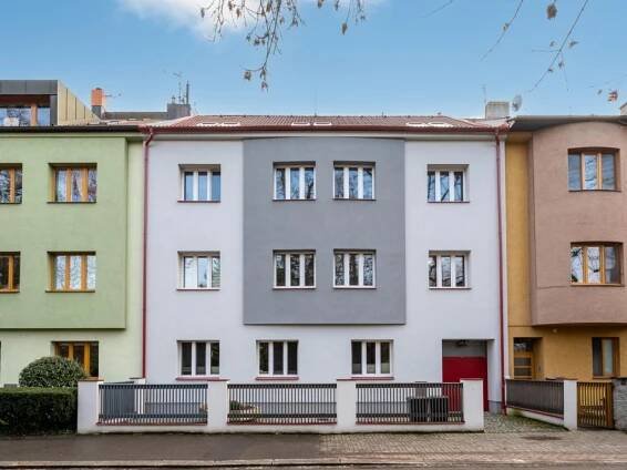 Pronájem 2+kk, Pardubice - Bulharská, 15000 Kč,