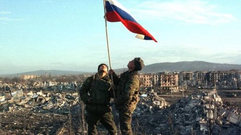 Před dvaceti lety začala druhá čečenská válka. Ozbrojený konflikt, který udělal Putina prezidentem
