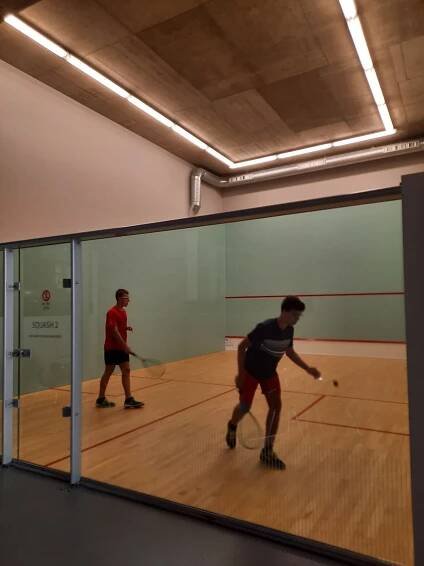 Soustředění JŠS 2022, den 5. – Squash Modrý Svět – Praha 9, Letňany