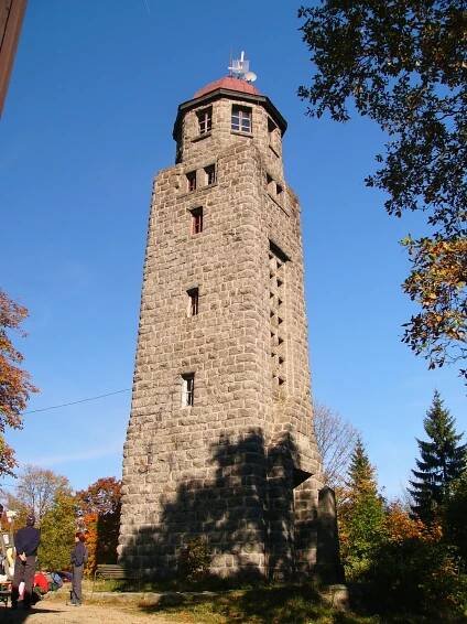 Soubor:Rozhledna Bramberk.JPG – Wikipedie