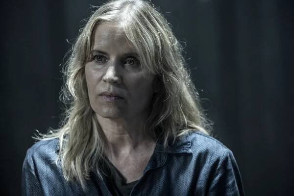 Kim Dickens - Actress
