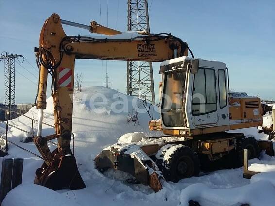 LIEBHERR A 902 Litronic