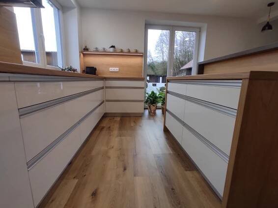 K160 | truhlářství RAKY