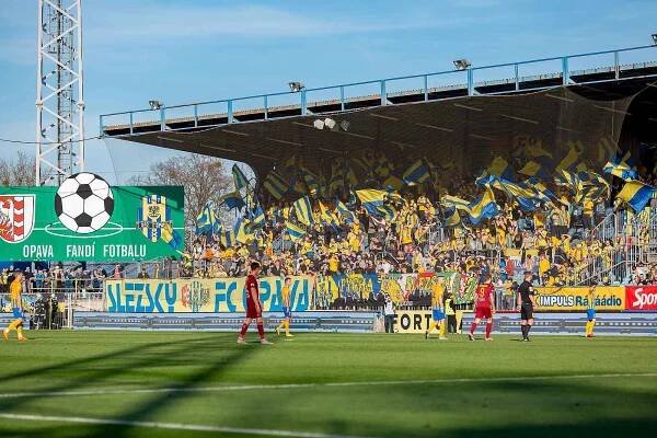 SFC Opava - Dukla Praha 2:0.