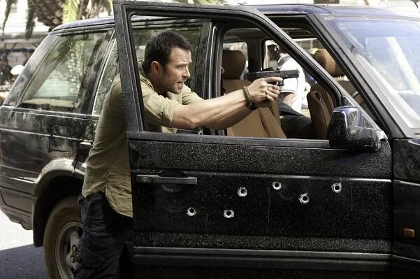 Sullivan Stapleton