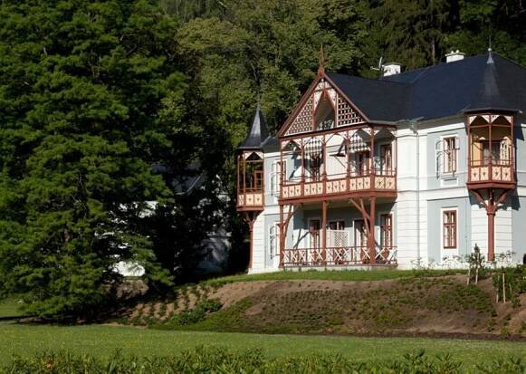 Alpská růže, Luhačovice, Dovolená s CK Geovita