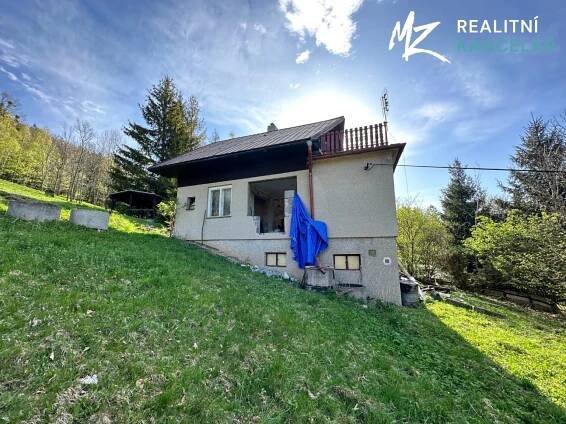 Prodej rodinného domu 1 860 m², pozemek 1 860 m² Prostřední Bečva | Reality.iDNES.cz 