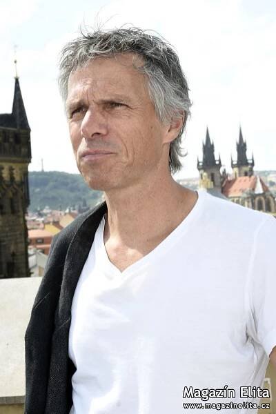 Janek Ledecký hraje superpadoucha Iaga s čistou rozkoší
