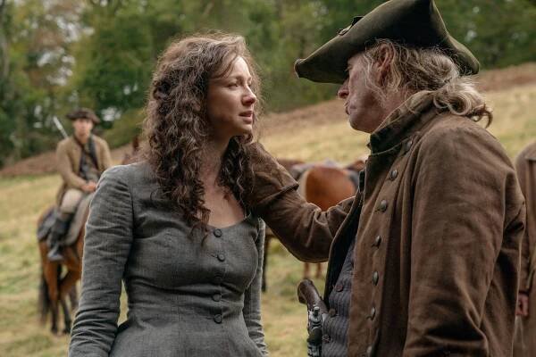 Cizinka - Nikdy, má lásko - Z filmu - Caitríona Balfe, Ned Dennehy