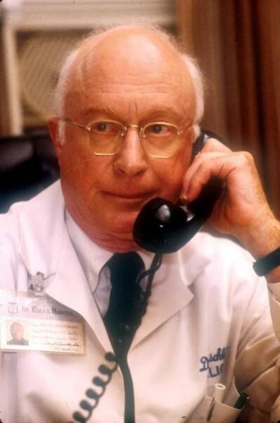 Zemřel nejstarší herec světa Norman Lloyd (†106): Přátelil se s Chaplinem i Hitchcockem