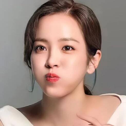 Han Ji Min 14