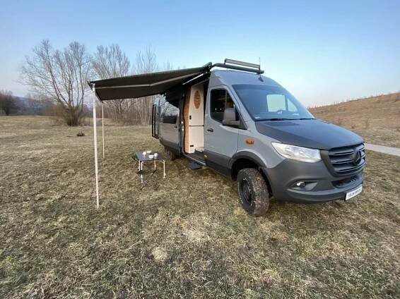 Češi se mohou utlouct po obytných dodávkách. Čeká se na ně i rok, lidé mají občas zvláštní přání | Forbes