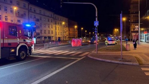 V Praze srazilo auto mladou ženu, na místě zemřela - Novinky