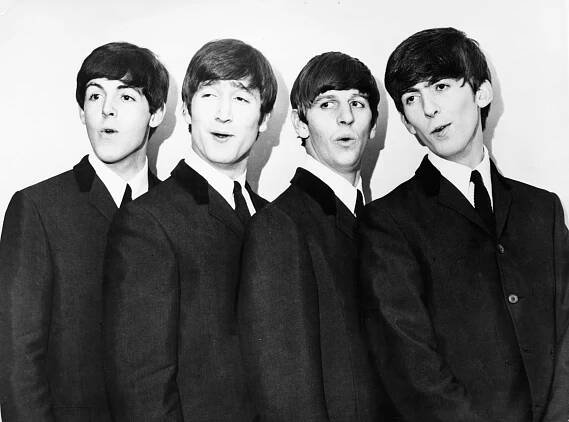 NewsBeat Dec 30. Beatles Radio: The Beatles, Solos, Covers, Birthdays, News The Fab 4 and More!