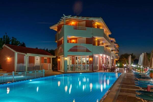 Panteon Hotel Cover