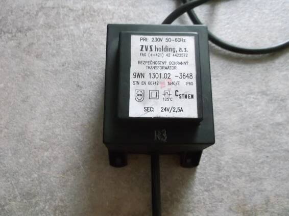 Transformátor 230V 24V DC DC 2,5A