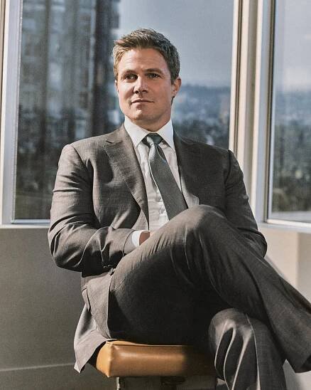 241207_IA_EW_SUITS_LA_S5_STEPHEN_AMELL_253.jpeg