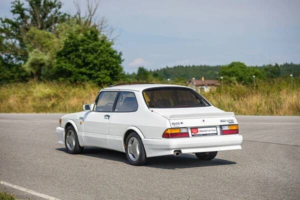 Saab 900 Turbo Commander-Carlsson | Veteráni na Truc