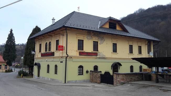Vyhne - strecha po rekonštrukcií