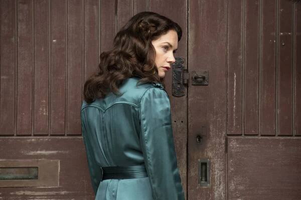 Jeho temné esence - The Idea of North - Z filmu - Ruth Wilson