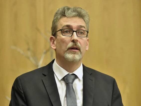 Z opozice do radniční koalice. Primátorem Olomouce byl zvolen lídr ANO Miroslav Žbánek