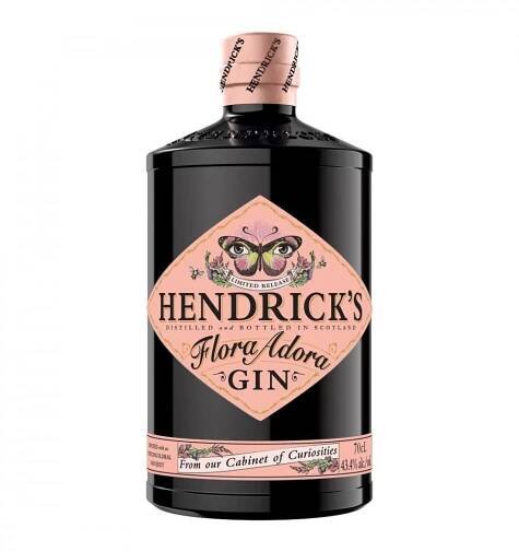 Gin Flora Adora Hendrick's v akci levně | Kupi.cz
