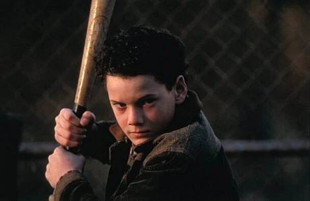 Anton Yelchin in Unesení (2002)