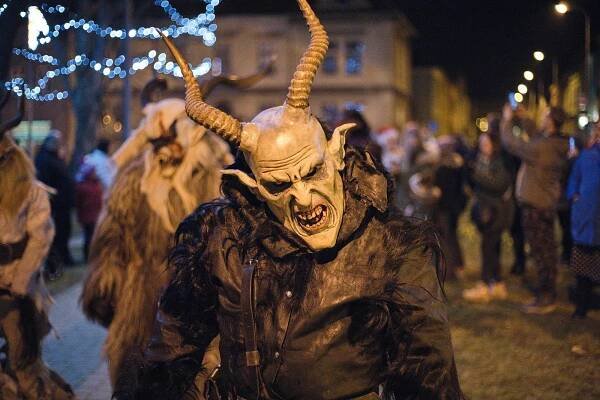 Kam za Mikulášem a čerty? Víme, kde budou Krampusáci, Lounová i Blanarovičová