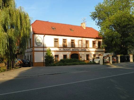 Hotel Selský dvůr