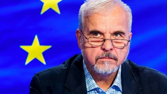 Lídr kandidátky SPD ve volbách do Evropského parlamentu Ivan David v diskusním pořadu Rozstřel (16. 5. 2019)