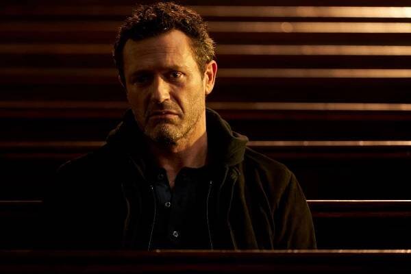 Osudové cesty - Demoliční koule - Z filmu - Jason O'Mara