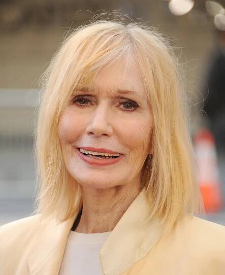 Sally Kellerman still got recognized as Hot Lips.