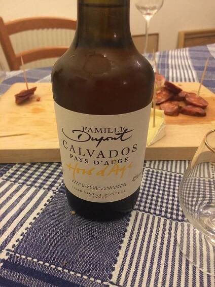 Ako chutí Calvados Domaine Dupont – Hors d’âge - Drndička
