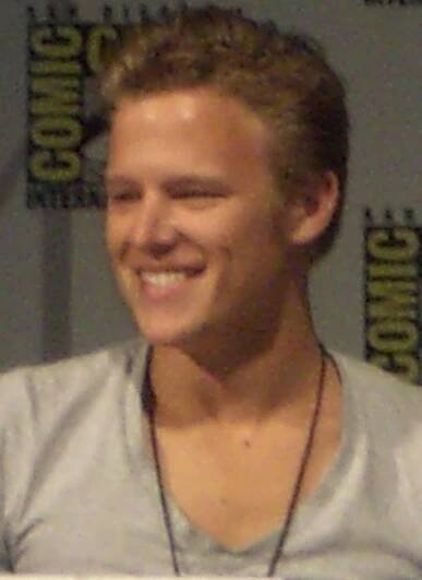 Christopher Egan (24. července 2008)