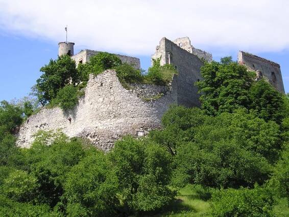 24. 9. Hrad Falkenstein