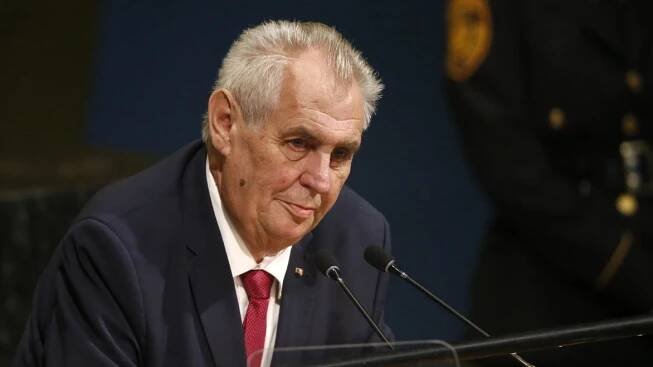 Bush nám pomohl k návratu na Západ, kam jsme vždy patřili, kondoluje Zeman