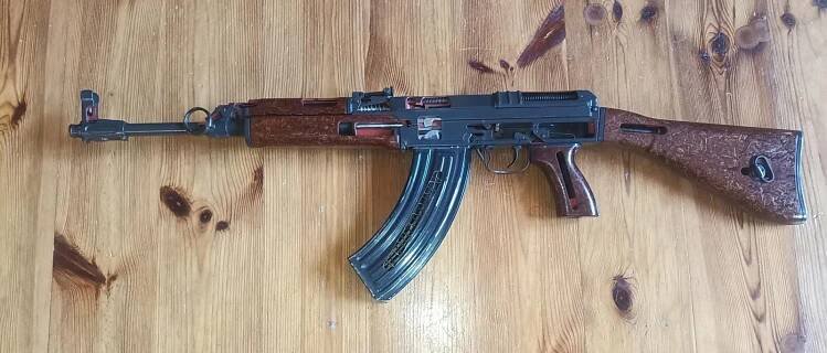Školní řez samopalu Sa vz. 58