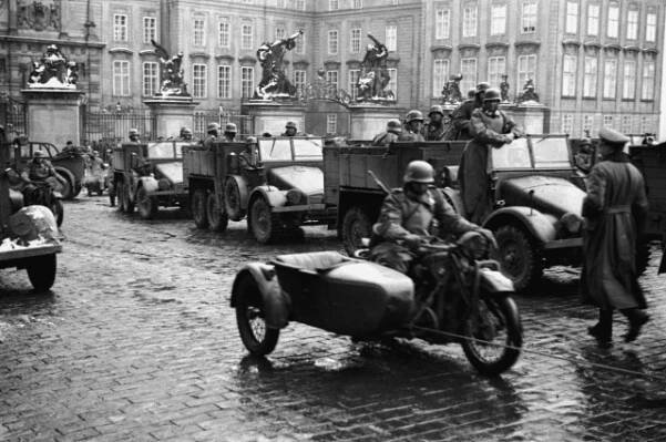 Musíme si pomoci sami, to je poselství výročí 15. března 1939, píše Václav Klaus