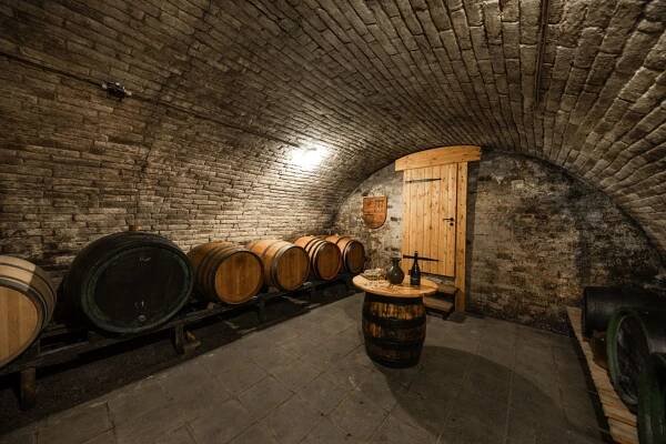 Vinařství a ubytování Kratochvíla, Pasohlávky | Sklípek u Kratochvílů 