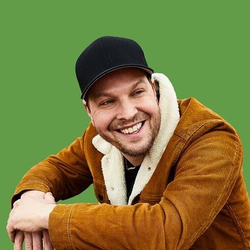 Gavin DeGraw: The Singer-Songwriter Behind Hits Like 