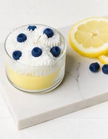 Lemon dessert candle.