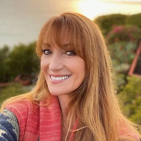 Jane Seymour, 70, Drops Her Skin-Care Routine